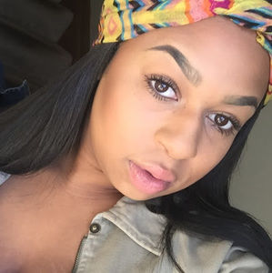 Meet your Posher, Michaela